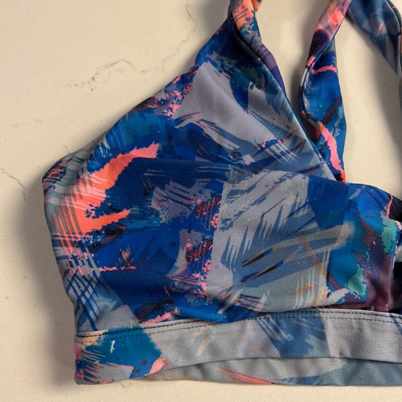 Fabletics multi color workout bra - Picture 2 of 6
